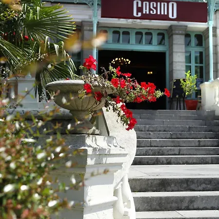 Hotell Du Parc Salies-de-Béarn