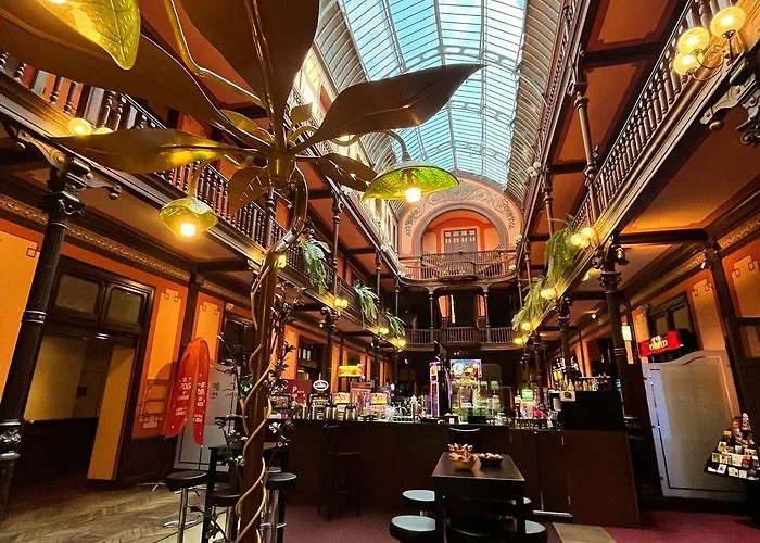 Hotell Du Parc Salies-de-Béarn